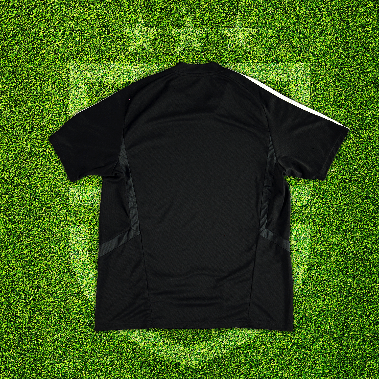 2020 Juventus F.C. Training Shirt (L)