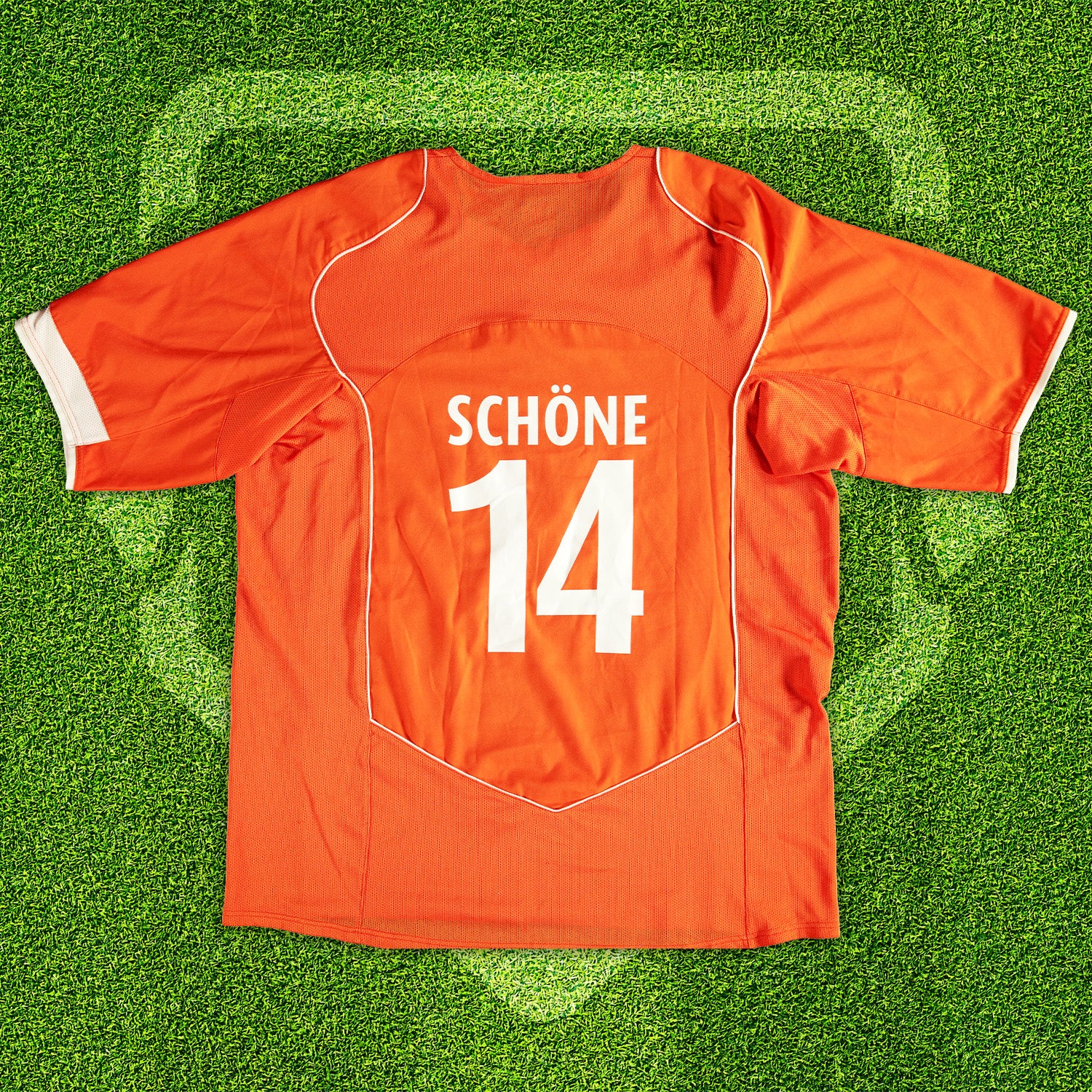 2004 Netherlands Home Shirt Schöne (XL)